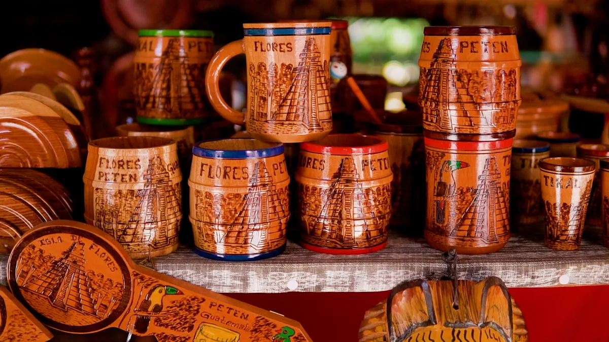 TIENDA TÍPICA CLAUDIA